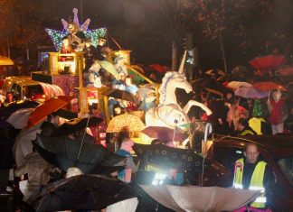 La lluvia tampoco pudo con la Cabalgata Popular de Villaverde
