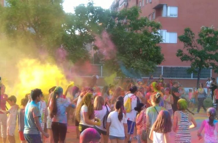 Celebramos el II Holi Live Festival en las pistas de patinaje