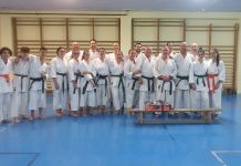 Las alumnas y alumnos de kárate AVIB obtienen cinturones negro